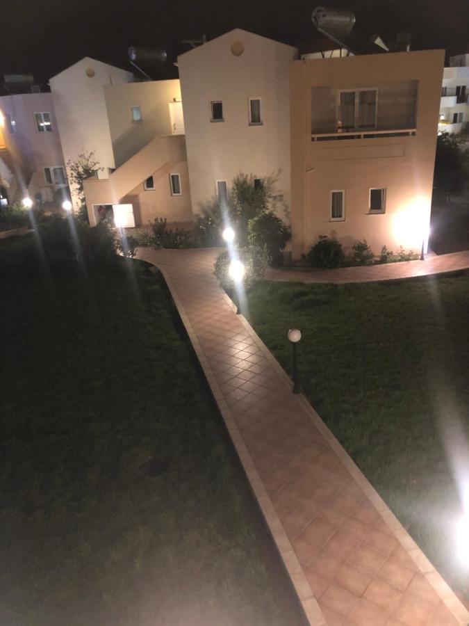 Dimitris Apartments 플라타니아스 외부 사진